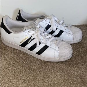 Adidas Superstar Sneakers